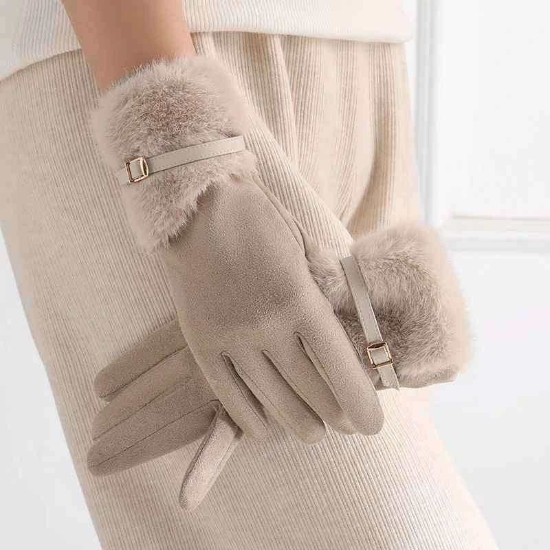 Beige Damen Winterhandschuhe, touchscreen-fähig & extra warm. Ideal für Outdoor.