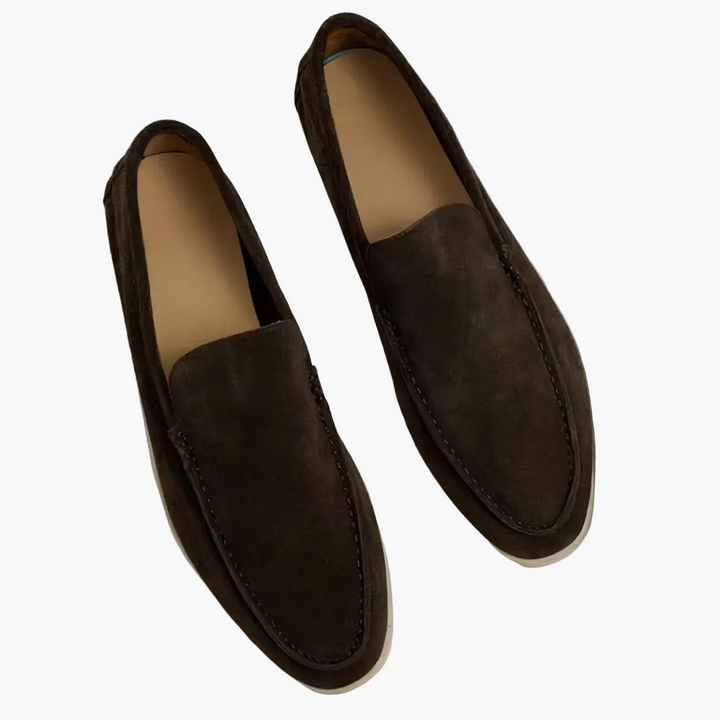 Klassischer Herren Slip-On Loafer für Business & Freizeit. Zeitloser Eleganz trifft auf hohen Tragekomfort.