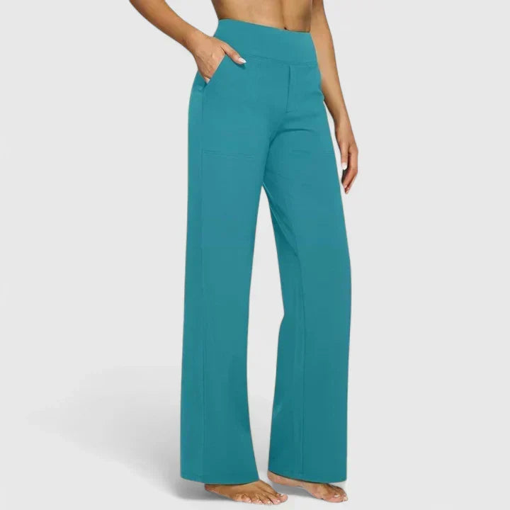 Schlichte schwarze Damen-Freizeithose, ideal für Kombi-Looks, mit hohem Tragekomfort.