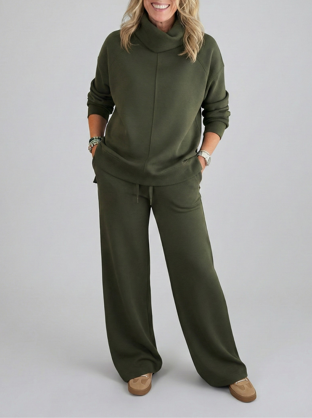 Elegantes Damen Freizeit Set: weicher Zweiteiler mit lockerem Schnitt, perfekt für einen stilvollen Look.