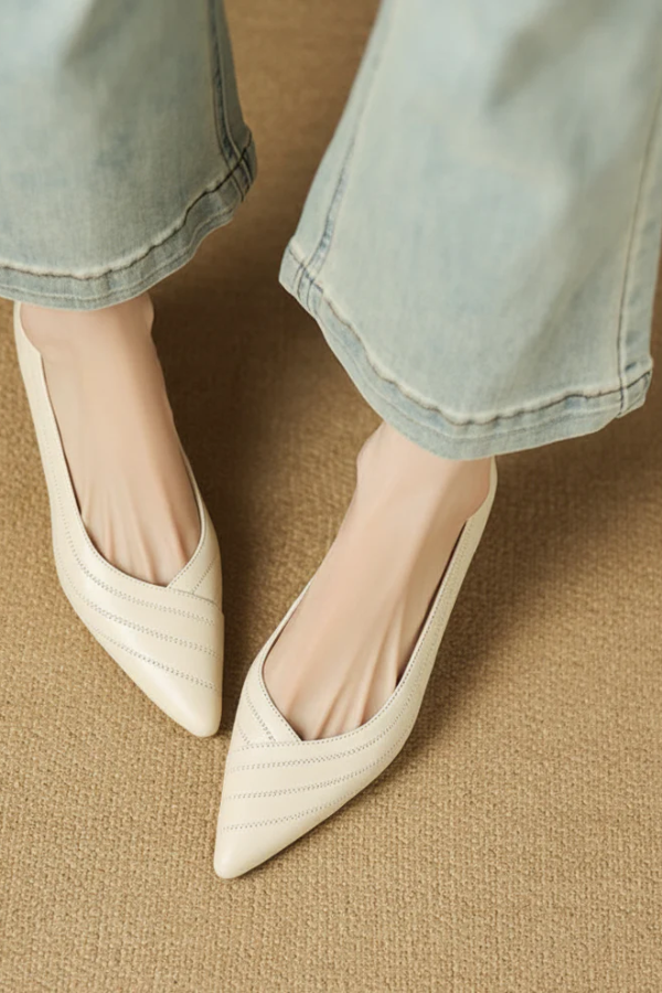 Khaki Damen Pumps mit spitzem Absatz, elegante Slip-On Schuhe; perfekt für Business und Abendgarderobe.