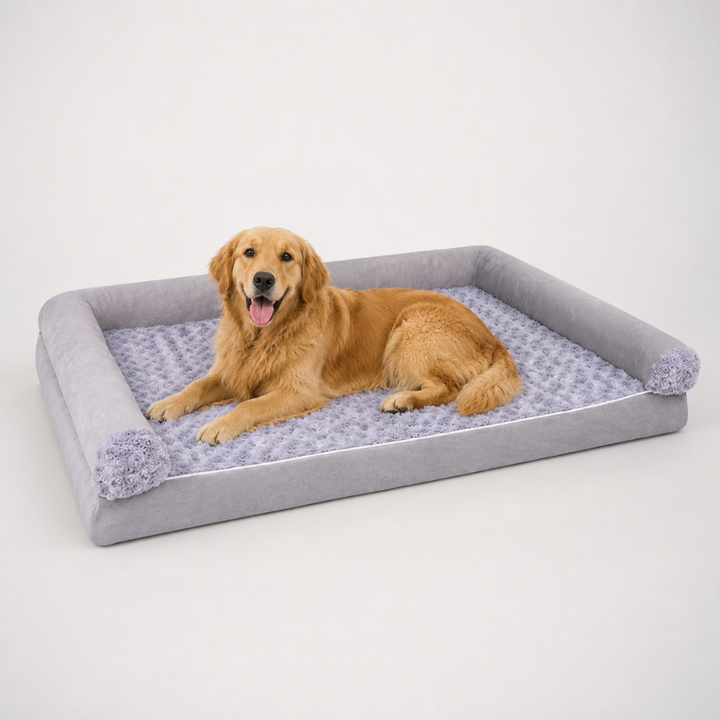 Grosses, waschbares orthopädisches Hundebett in Grau-Lila. Strapazierfähiger Schlafplatz für Hunde.