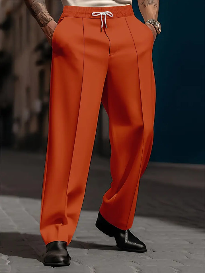 Bequeme Herrenhose mit elastischem Bund, Kordelzug, Regular Fit, alltagstauglich & stilvoll.