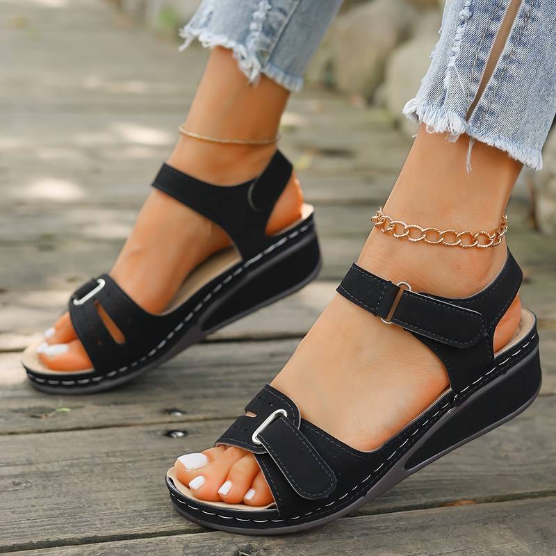 Hochwertige orthopädische Damen Sandalen für den Sommer: Komfort, Fußgewölbestütze & rutschfest.