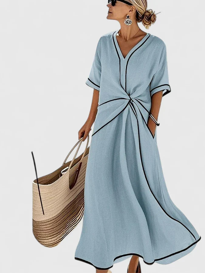 Bequemes gestreiftes Midikleid für Damen, ideal als Sommer- oder Freizeitkleid.