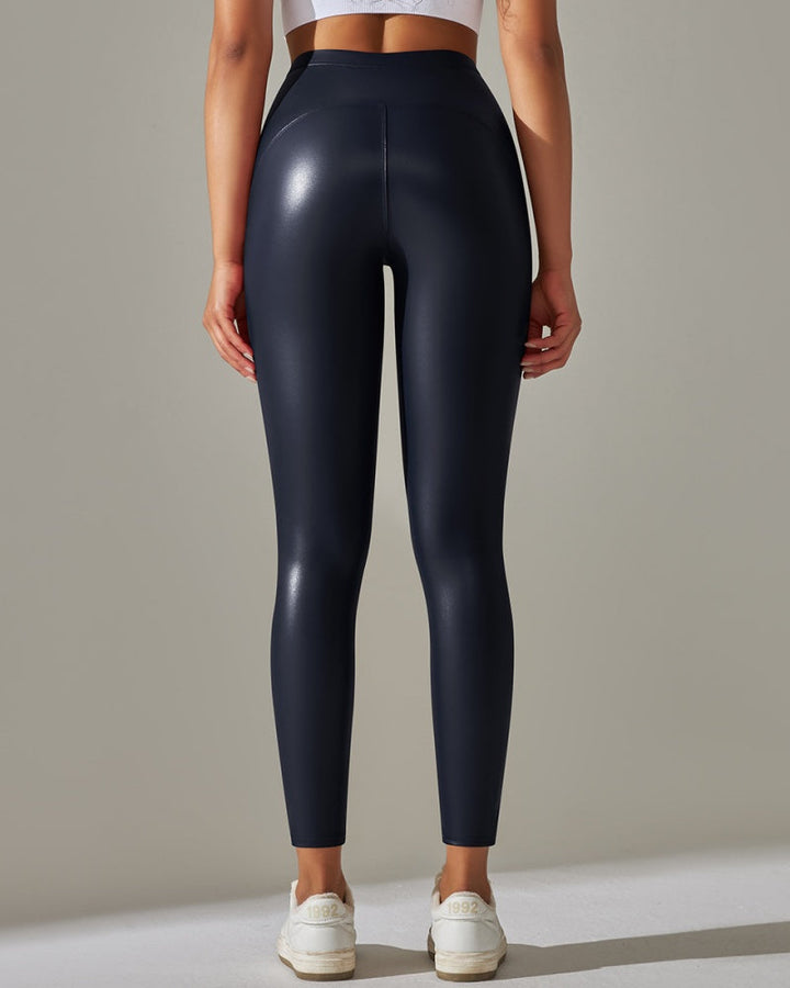 Vielseitige High-Waist Leggings: perfekt als Yoga Hose oder für den Stadtbummel.