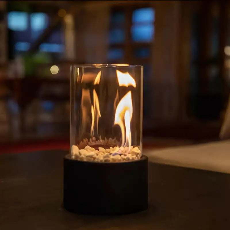 Stilvolle Bioethanol-Tischfeuerstelle, minimalistisches Design, perfekte Dekoration für jedes Zuhause.