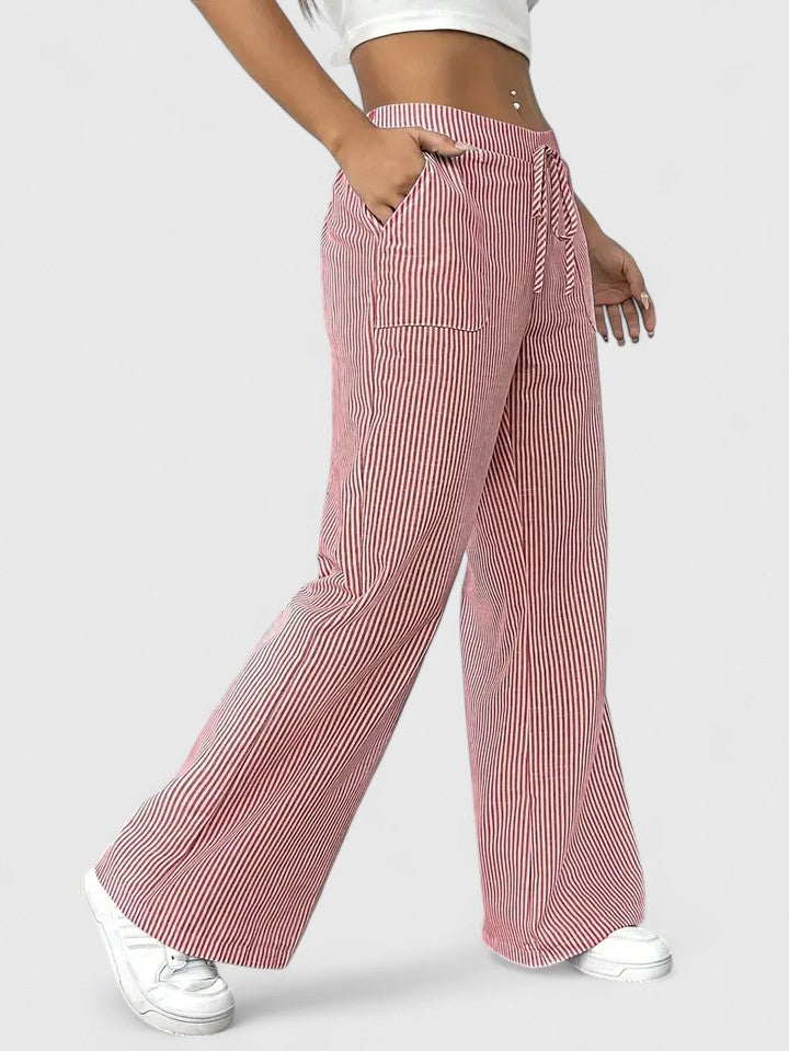 Sommerliche Damenhose Wide-Leg. Lockere Passform, elastischer Bund & Kordelzug für Komfort.