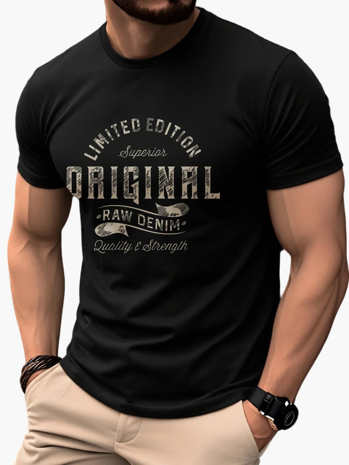 Modisches Herren Rundhals T-Shirt im Vintage-Stil. Lässiges Motivshirt, ideal für Männer Fashion.