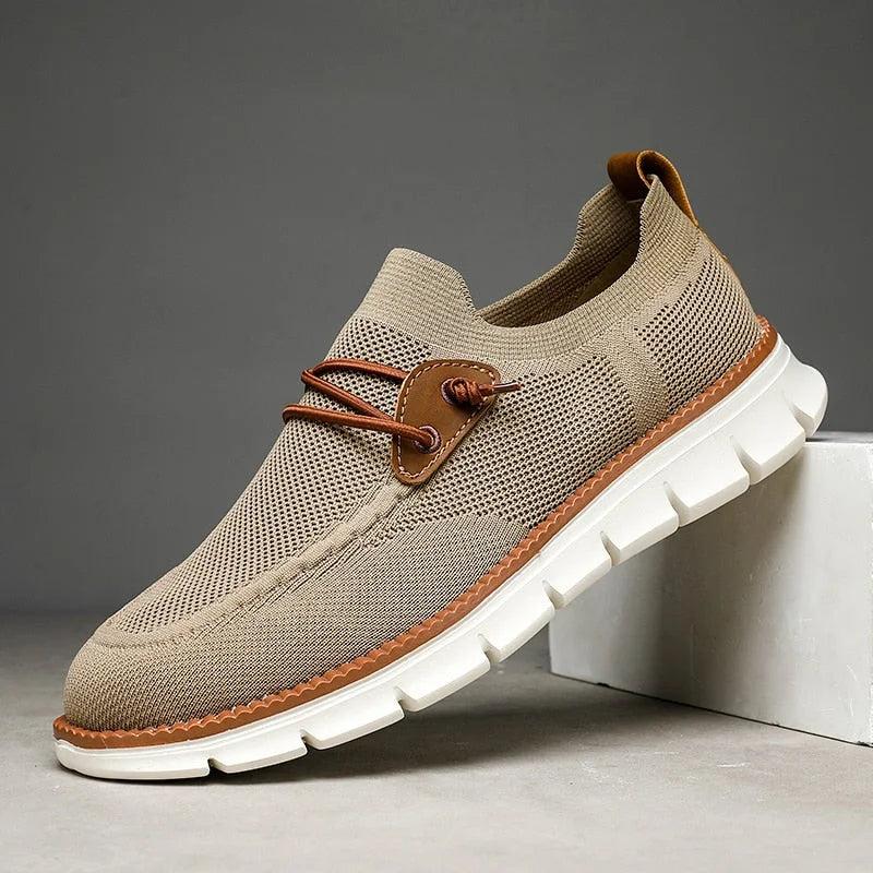 Atmungsaktive, leichte Herren Loafer für warme Tage. Perfekte Slip-On Freizeitschuhe für Alltag, Reise & Sommer.