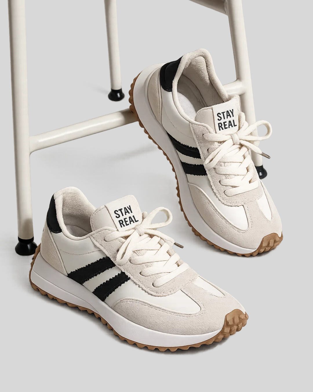 Unisex Halima Retro-Sneaker für Komfort & Stil im Alltag, Seitenansicht mit Fokus auf Design.