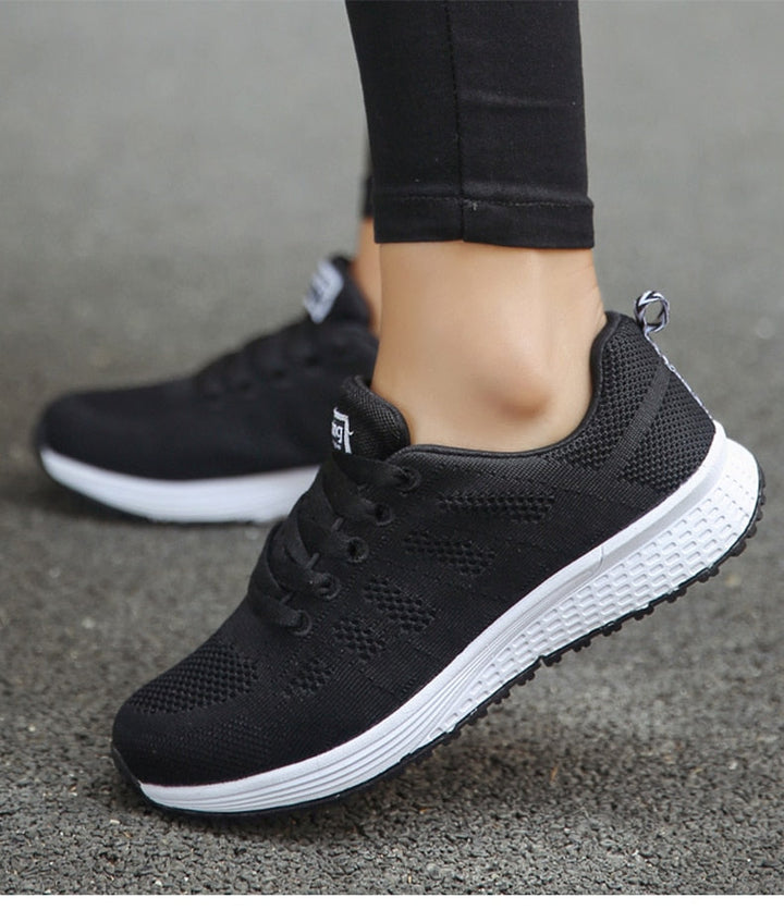 Dieser Damen-Sneaker kombiniert stilvolles Design mit orthopädischem Nutzen für den Alltag.