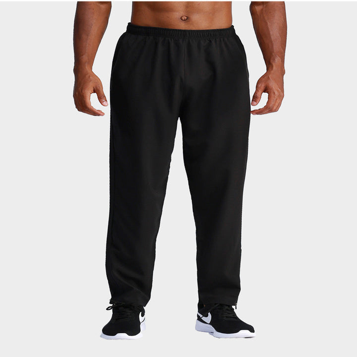 Dunkelblaue Herren Sporthose, schnelltrocknend für intensive Workouts und Freizeitsport.