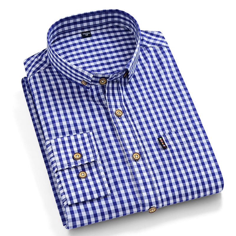 Elegantes Langarm Karomusterhemd für Herren, in Marineblau-Schwarz, schmal geschnitten, vielseitig für Business.