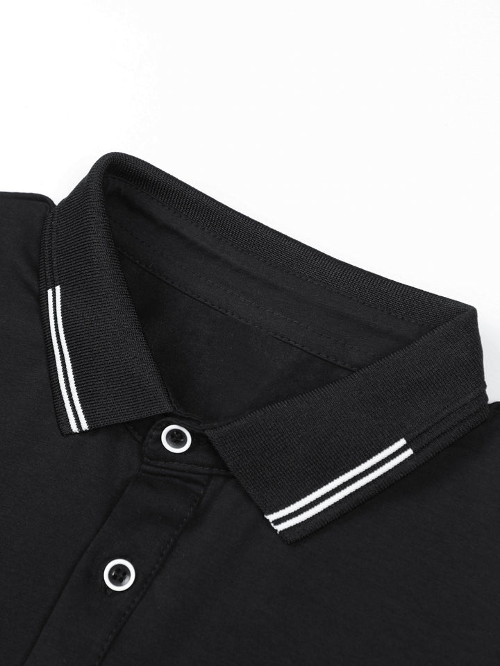 Bequemes Herren Poloshirt in klassischer Passform, stilvoll. Ideal für Freizeit, Büro & moderne Looks.