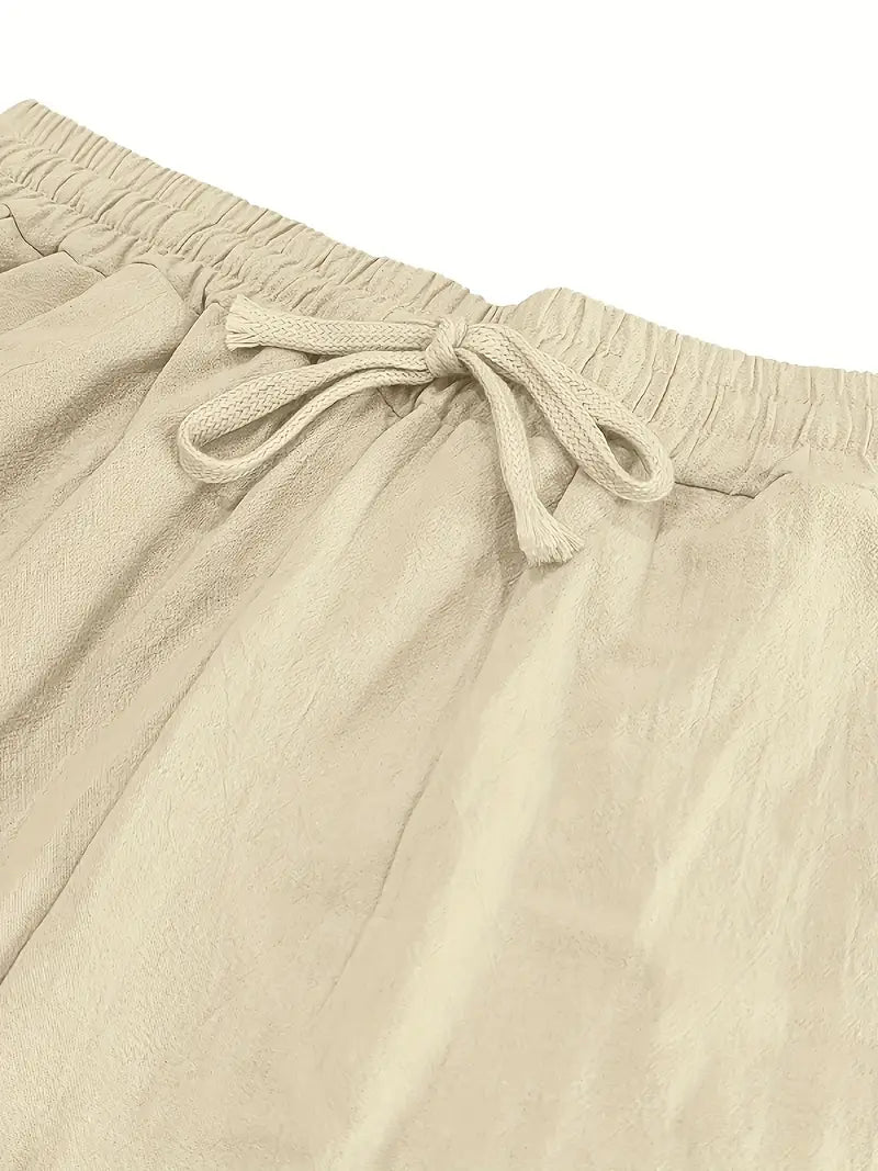 Beige Herrenhose loose fit, stylisch & atmungsaktiv. Perfekte Sommerhose für Reise & Alltag.