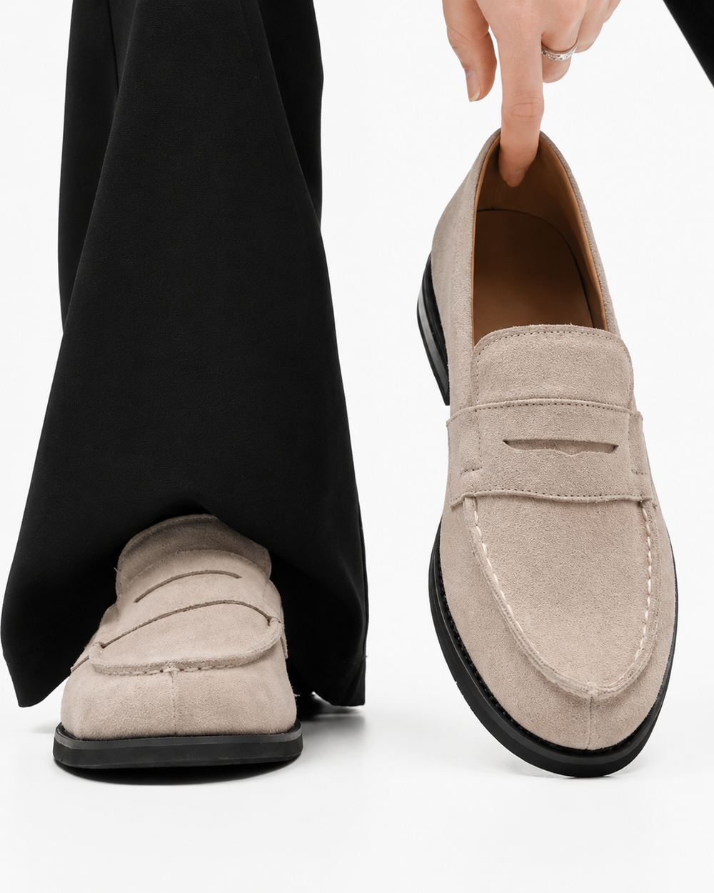 Stylische Herren Slip-on Loafer aus leichtem Material, perfekte Sommerschuhe für Komfort und Eleganz.