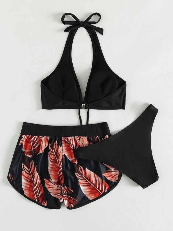 Attraktives Damen Bikini Set mit Shorts, kombiniert Stil und Komfort für unvergessliche Sommertage.
