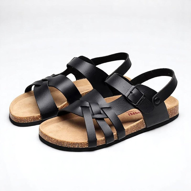 Moderne Damensandalen für den Sommer. Bequem, verstellbar und leicht für entspannte Tage am Strand oder in der Stadt.