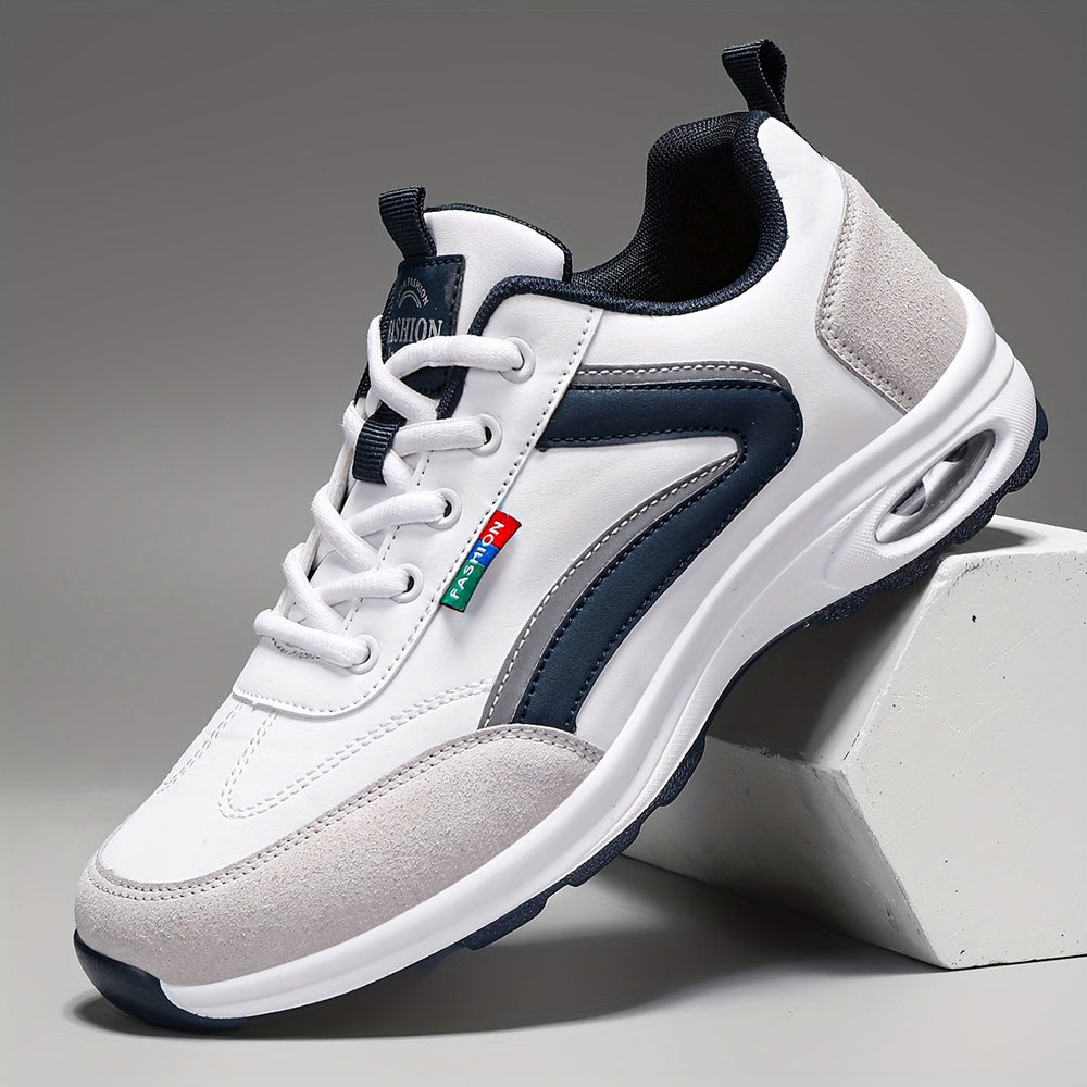 Bequeme Herren Sportschuhe: Modische Alltagsschuhe mit Schnürung, ideal für Komfort und Stil.