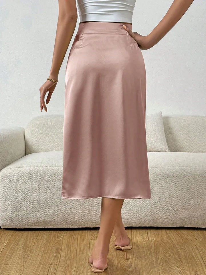 Schmeichelhafter Damen A-Linien Rock, Falten-Design, mit Frontschlitz, perfekt für jede Figur.