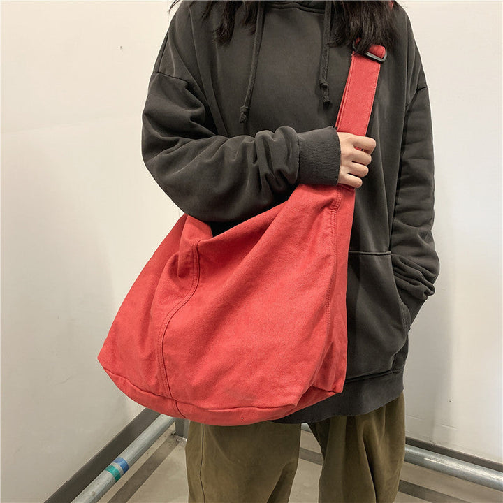 Modische rote Damen-Schultertasche von Lotte Mode, geräumig und stylisch, ein Highlight für jedes Outfit.