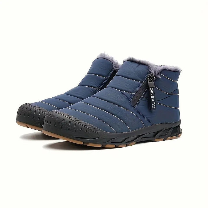 Seitliche Ansicht der Damen Winterstiefel. Hoher Schaft für optimalen Kälteschutz. Warm, wasserdicht & bequem für den Winter.
