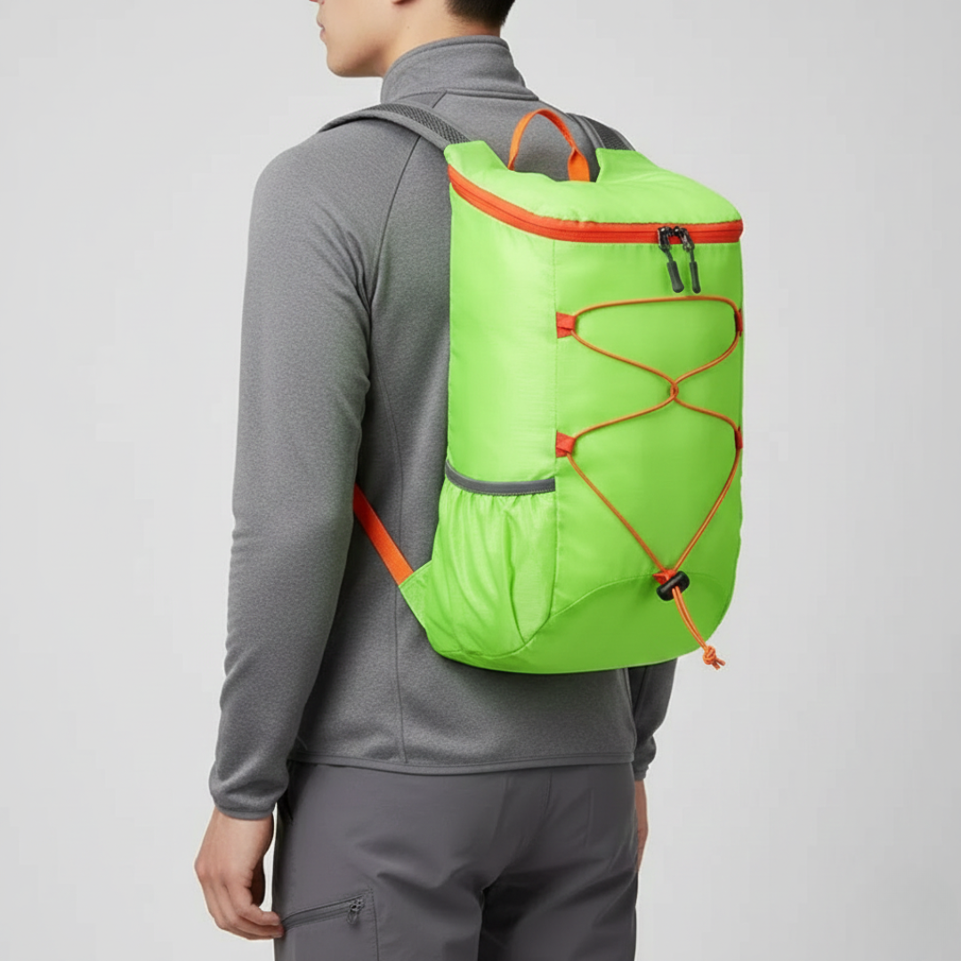 Praktischer Tagesrucksack, wasserdicht und zusammenfaltbar. Dein kompakter Begleiter für jede Reise.