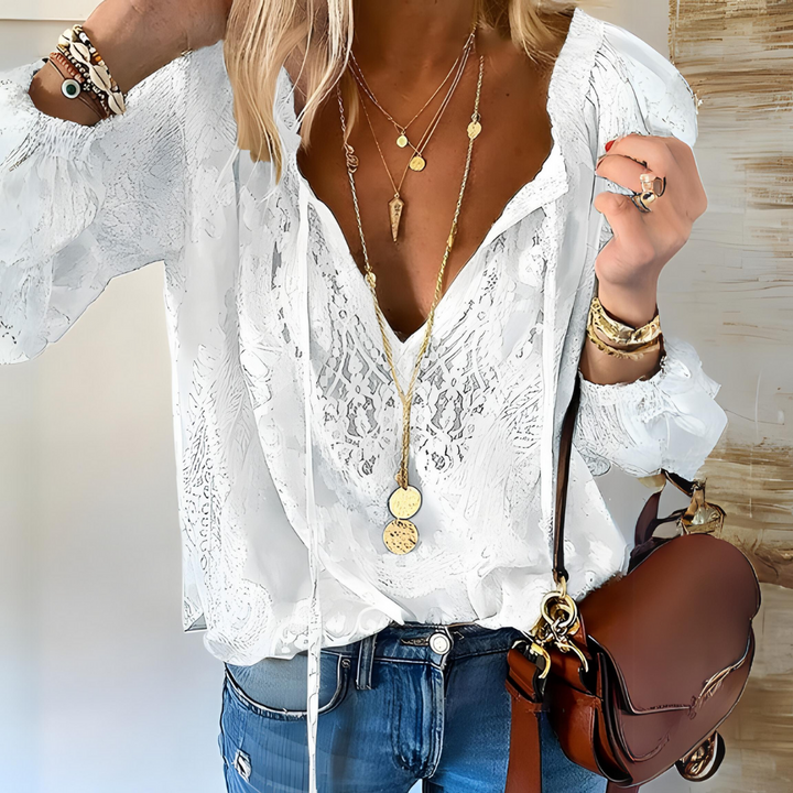 Locker geschnittene Boho Sommerbluse für Damen mit V-Ausschnitt, ideal für Freizeit.