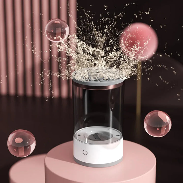 Automatischer Make-up-Pinselreiniger für schnelle und hygienische Reinigung von Schminkpinseln.