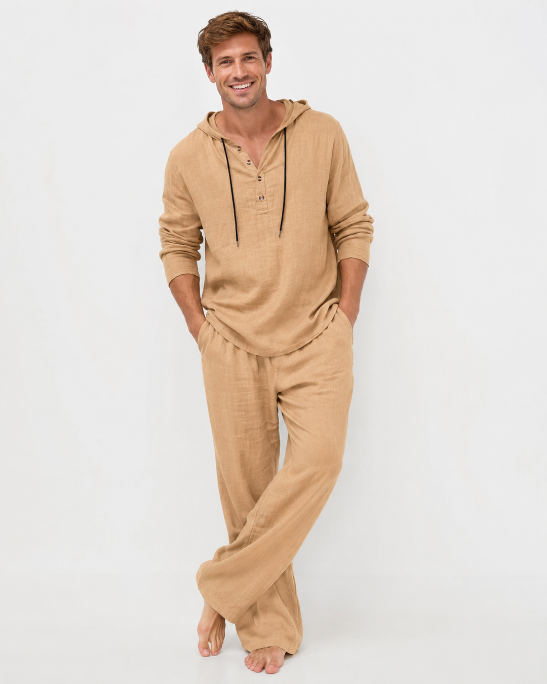 Herren Kapuzenanzug, bequem für Urlaub, Strand & Freizeit. Moderner Zweiteiler für lässigen Sommer-Look.