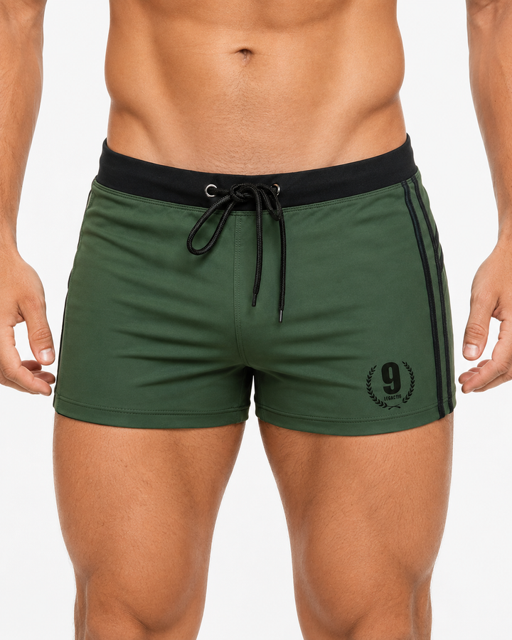 Vielseitige Herren Badeshorts, schnelltrocknend, perfekt für Sport, Strand & Freizeit.