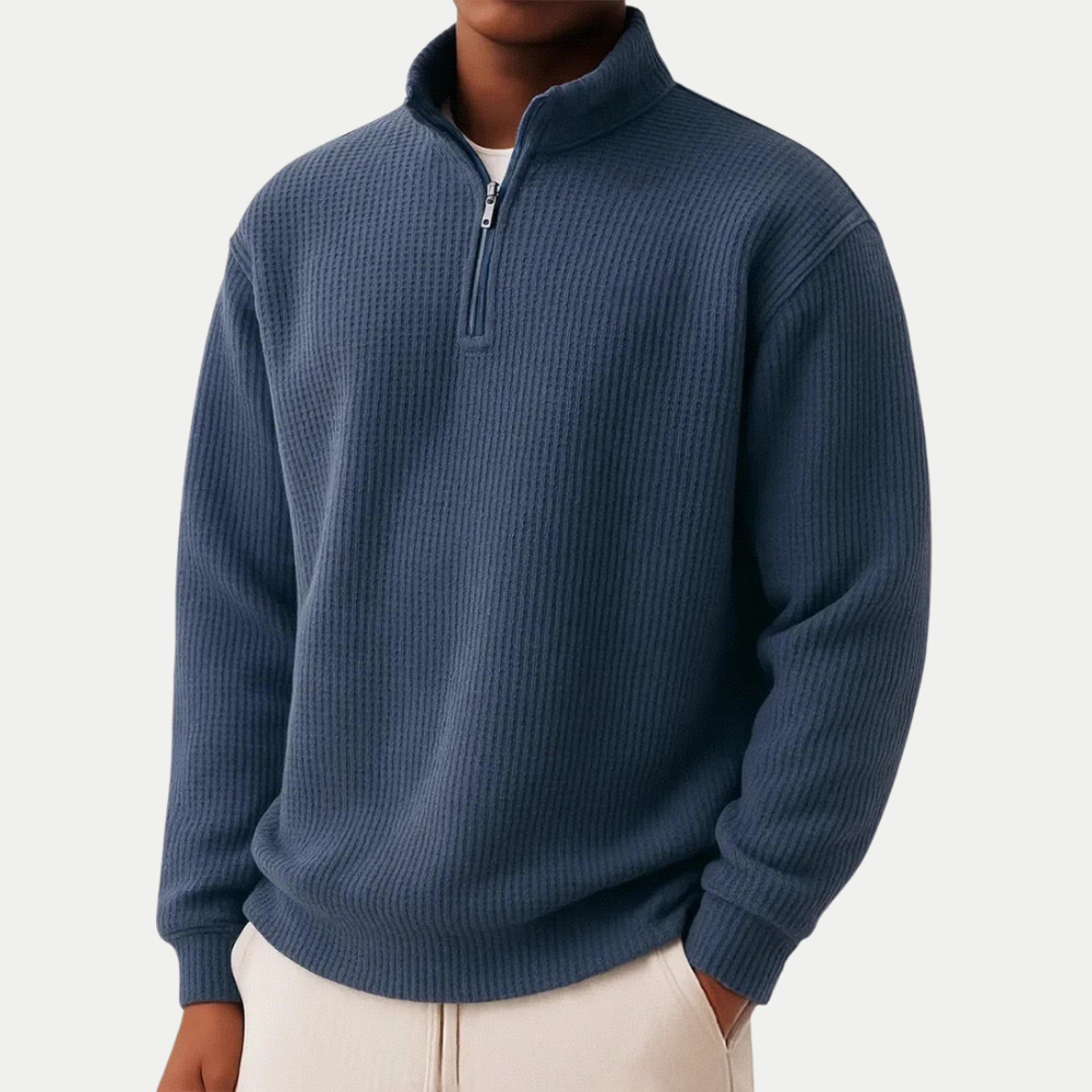 Nahaufnahme: Eleganter Stehkragen & Reißverschluss eines Herren Pullovers, ein bequemes Langarm-Oberteil.