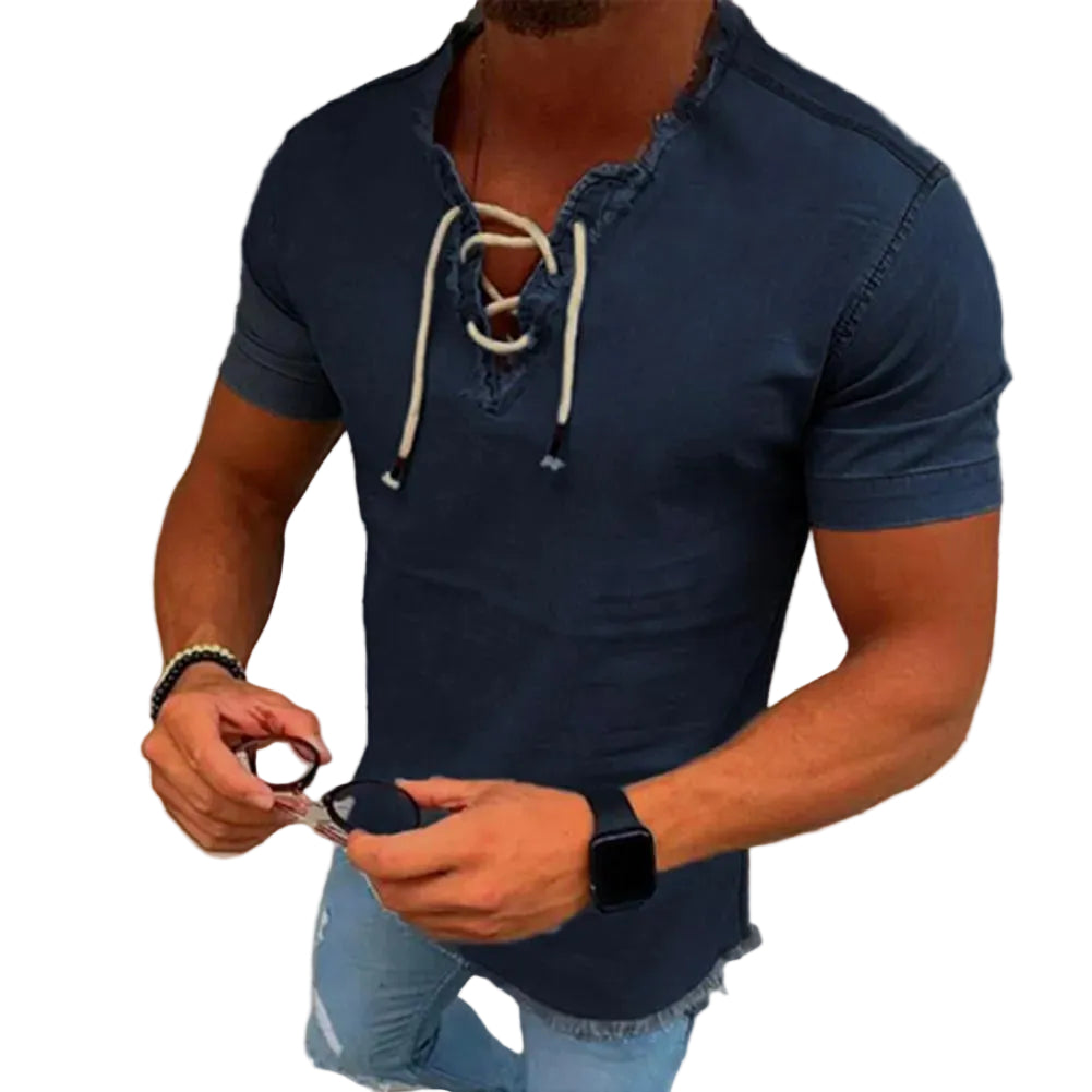 Bequemes Herren Sommerhemd mit Kordelzug, perfekt für entspannte Freizeit-Outfits.