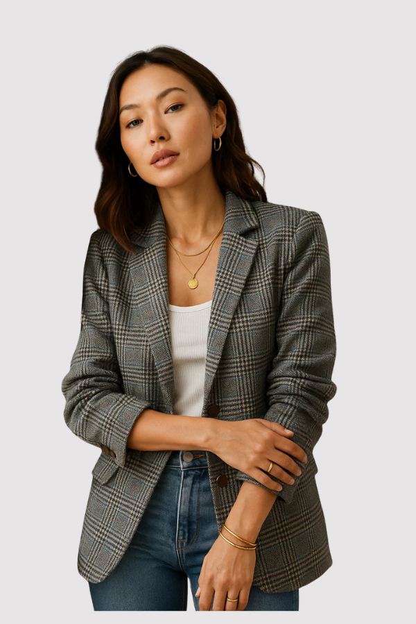 Vielseitiger Damen Blazer kariert, langer Schnitt für elegante Freizeitlooks und Business Casual Outfits.