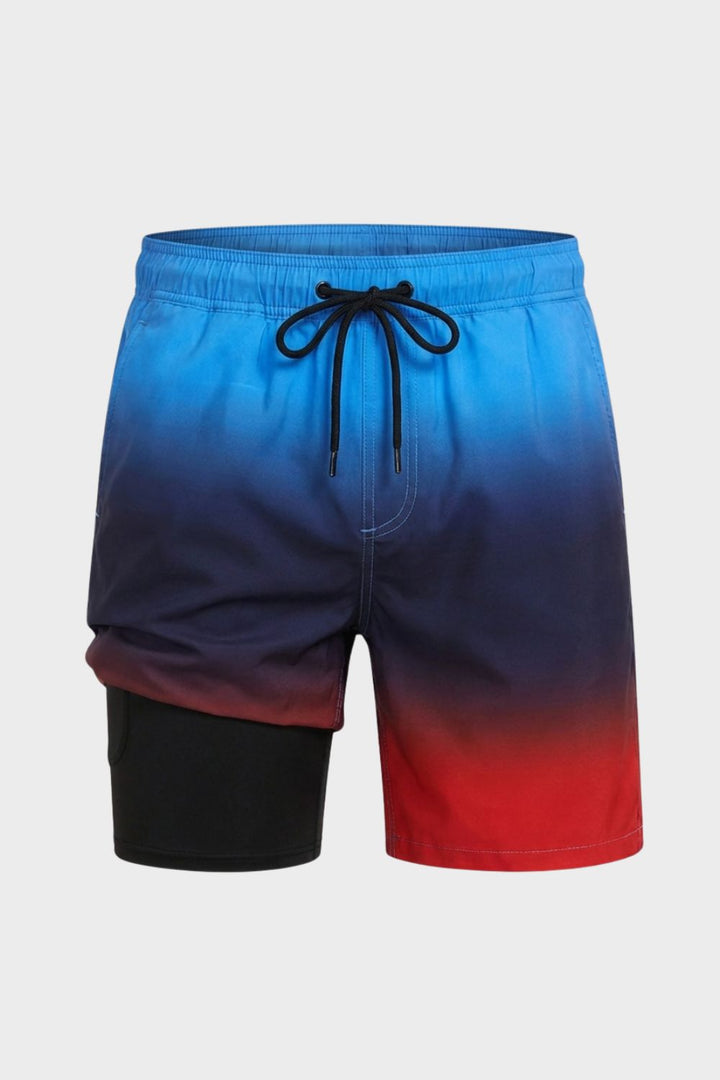 Detailaufnahme der schnelltrocknenden Herren Badehose mit buntem tropischem Palmenmuster.