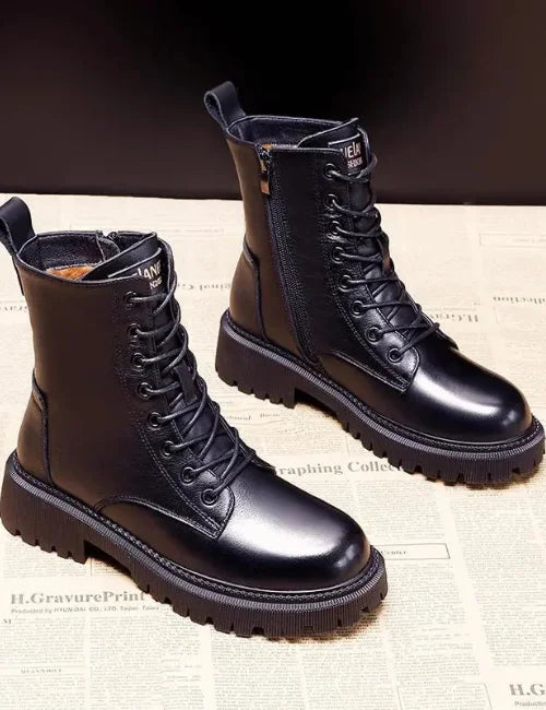 Warme & bequeme Damen Winterstiefel mit rutschfester Sohle, ideal für Outdoor & kalte Wintertage.