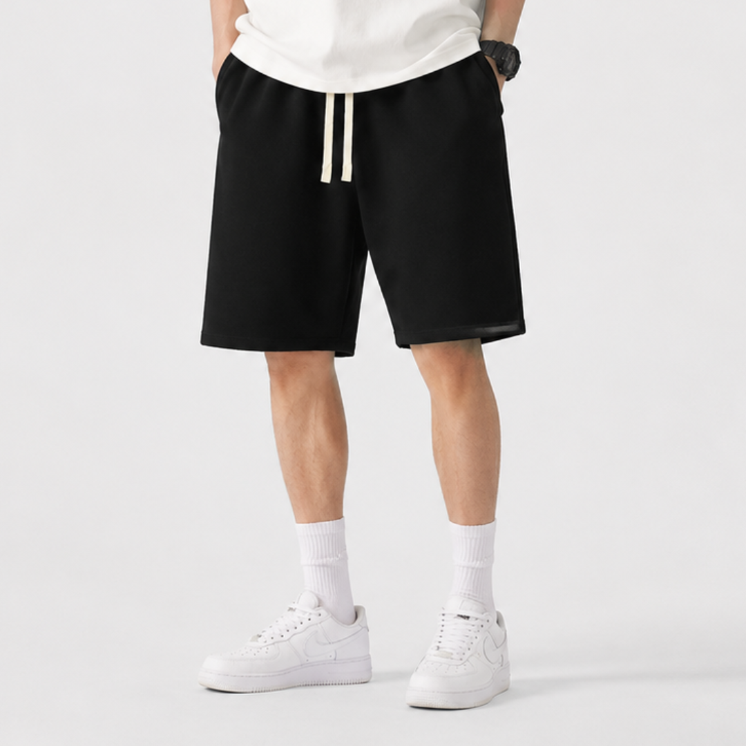 Herren lockere Fünf-Punkt-Shorts für ultimativen Komfort. Bequeme Freizeitshorts mit elastischem Bund.