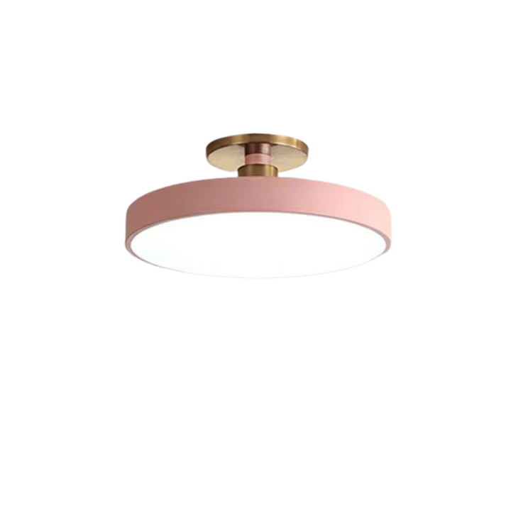 Minimalistische Deckenlampe, nordisches Design. Ideale Beleuchtung für Wohn- und Schlafbereiche.