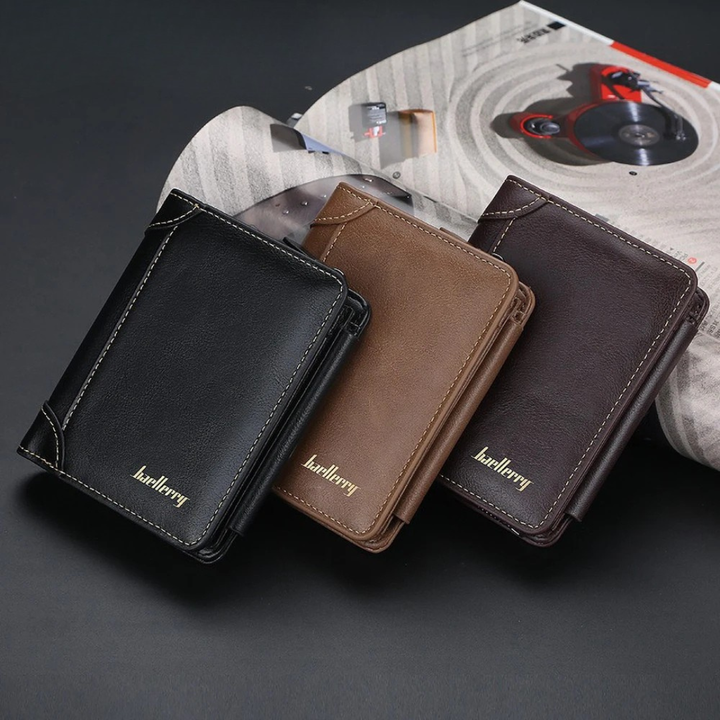 Rückseite einer modernen, blauen RFID-Schutz-Brieftasche, zeigt die klare Linienführung und das schlanke Design.