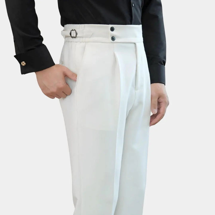 Klassische italienische Herrenhose für zeitlose Eleganz. Vielseitige Business- und Freizeithose, bequem und stilvoll.