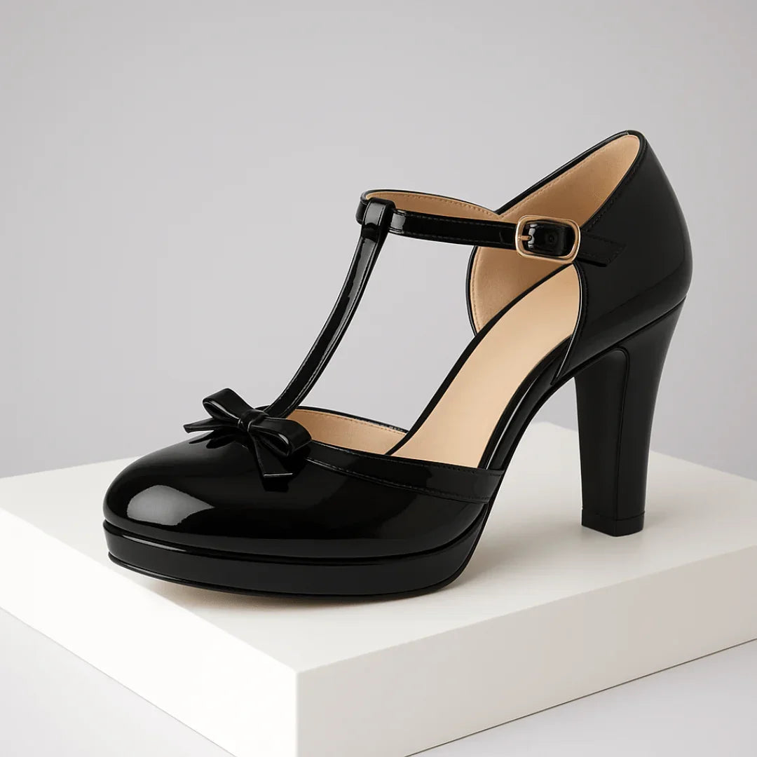 Eleganter Damen Pumps mit T-Riemen, Knöchelschnalle und stabilem Blockabsatz für festliche Anlässe.