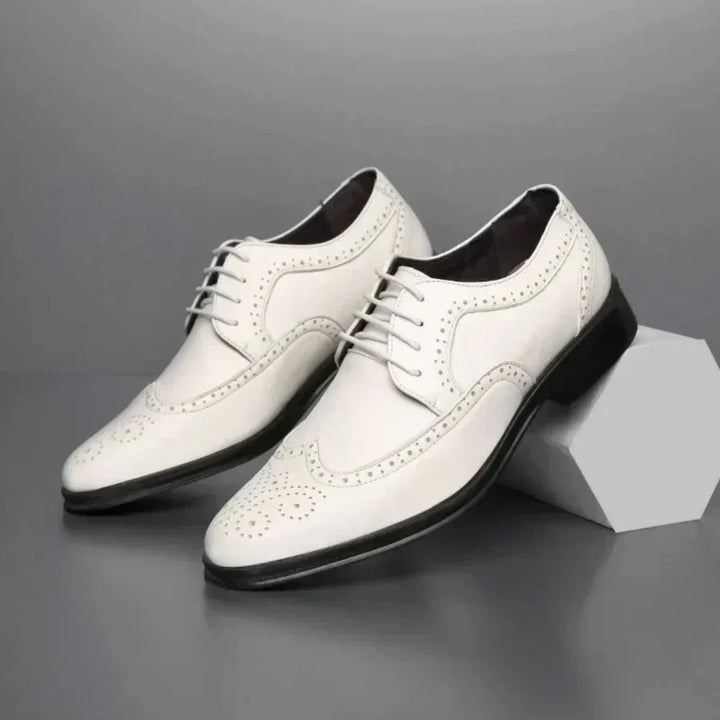 Klassische, bequeme Herren-Schnürschuhe für Business & festliche Anlässe; elegante Form für Smart Casual.