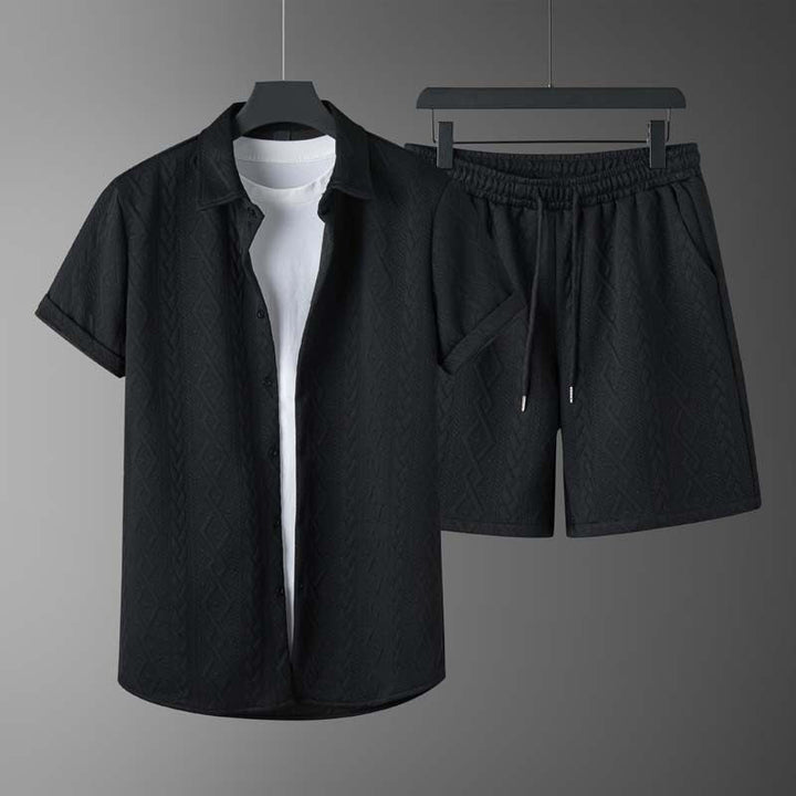 Rautenmuster Herren Zweiteiler: Stilvolle Shorts & T-Shirt, perfekt für Freizeit im Frühling.