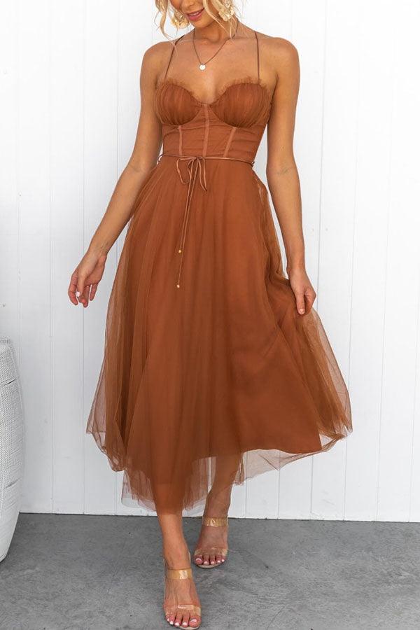 Damen Abendkleid ärmellos, elegantes Maxikleid mit Trägern, stilvoll und chic.