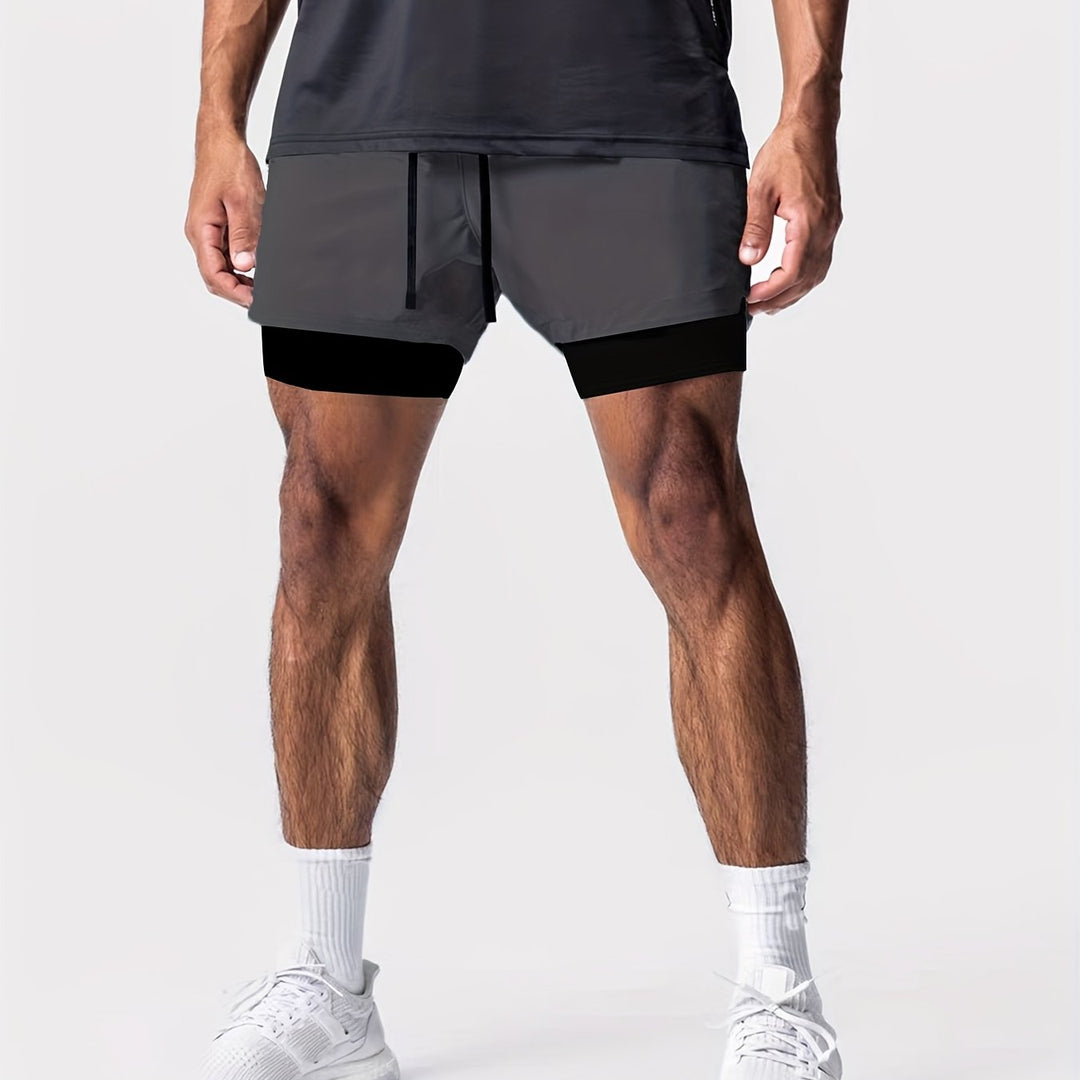 Flexible Herren Trainingshose 2-in-1, dehnbares Material für maximale Leistung.