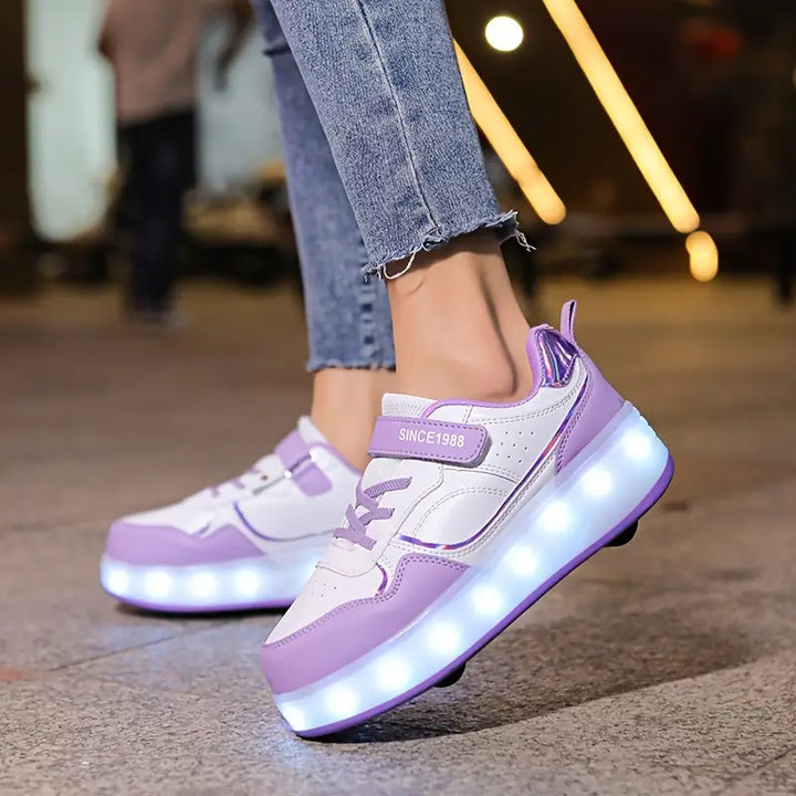 Alljahres Kinder-Sneaker mit Rollen & hellen LED-Leuchtsohlen. Bequeme Freizeitschuhe für Mädchen und Jungen.