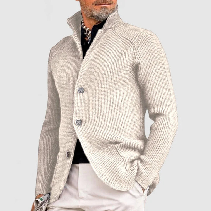 Modische Herren-Cardigan mit Stehkragen, elegant & bürotauglich, moderne Passform für stilbewusste Männer.