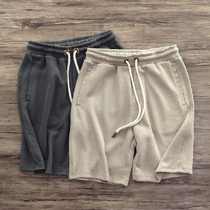 Gestrickte Herren Freizeit Shorts in modernem Design, sehr bequem für Sommer & Alltag. Mit Kordelzug für optimalen Sitz.