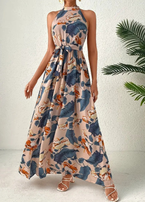 Schmeichelhaftes Damen Sommerkleid mit floralem Design, hoher Taille & eleganten Ärmeln – ein ideales Boho Maxikleid.